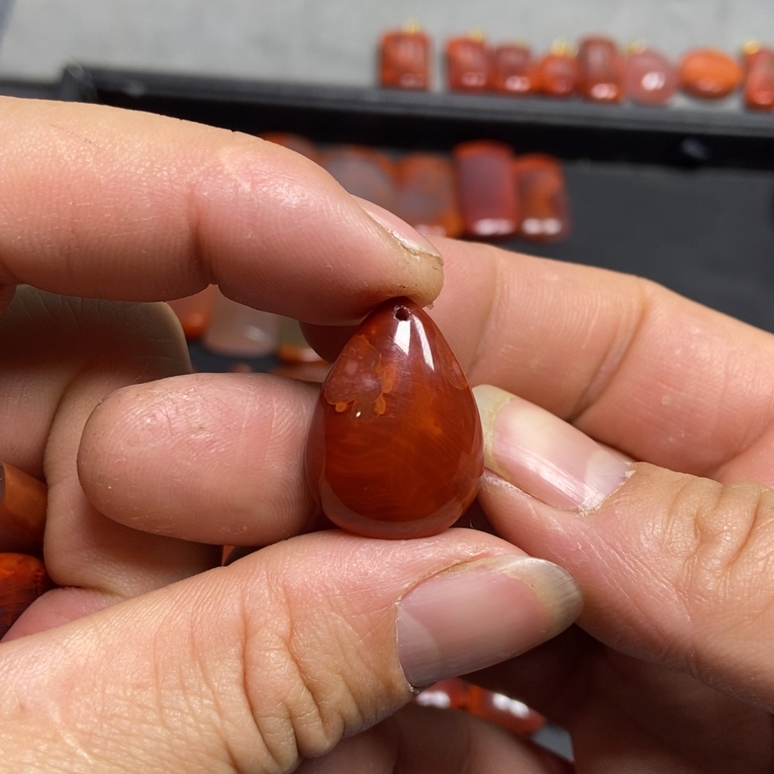 南红玛瑙吊坠(不含链)未镶嵌