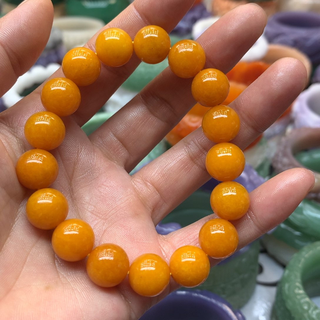 未镶嵌手镯石英质玉