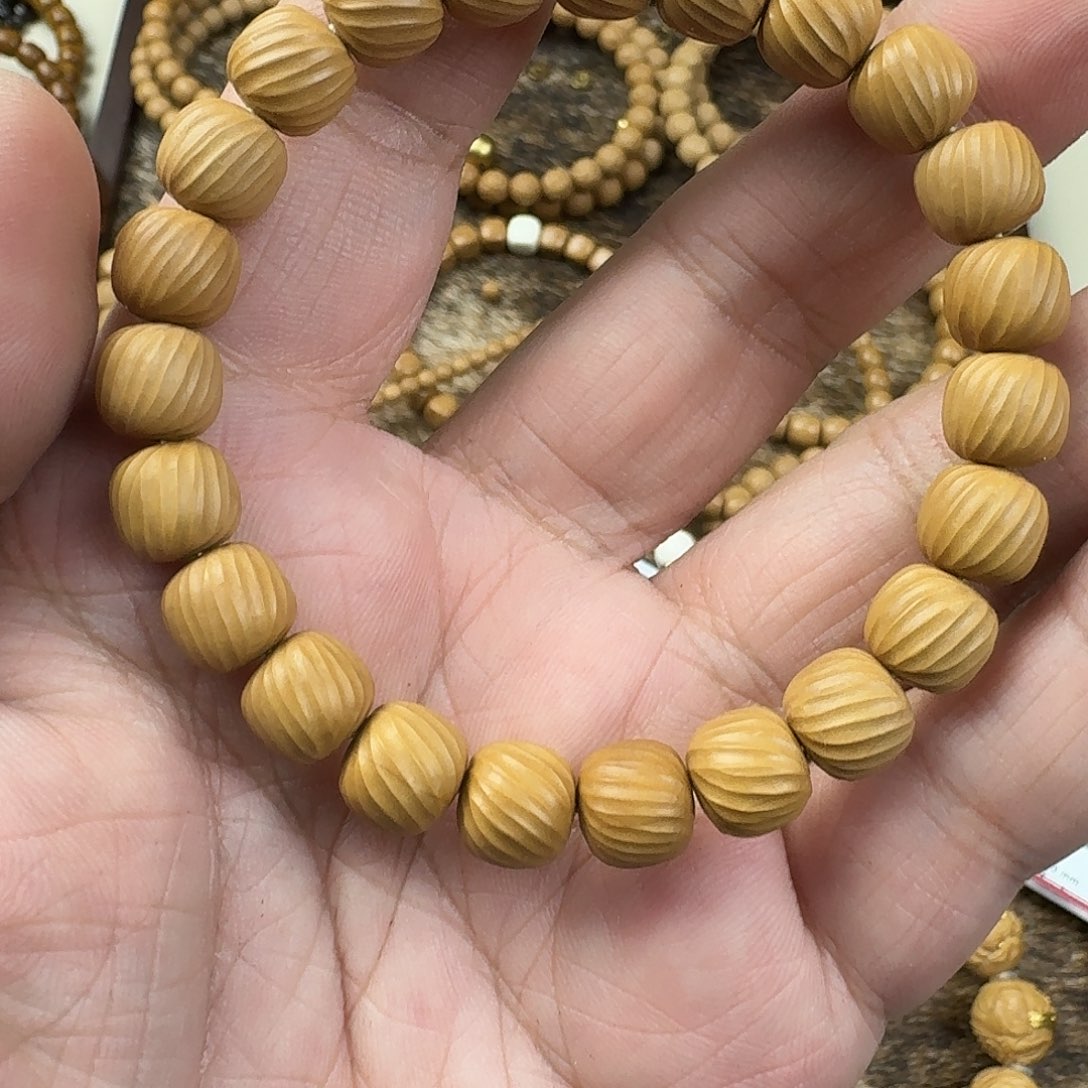 行***-猴头核桃吊坠全品粗纹云锦