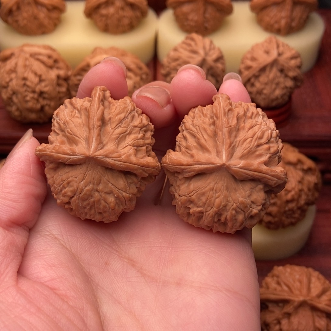 桃核把件野生粗筋三棱41