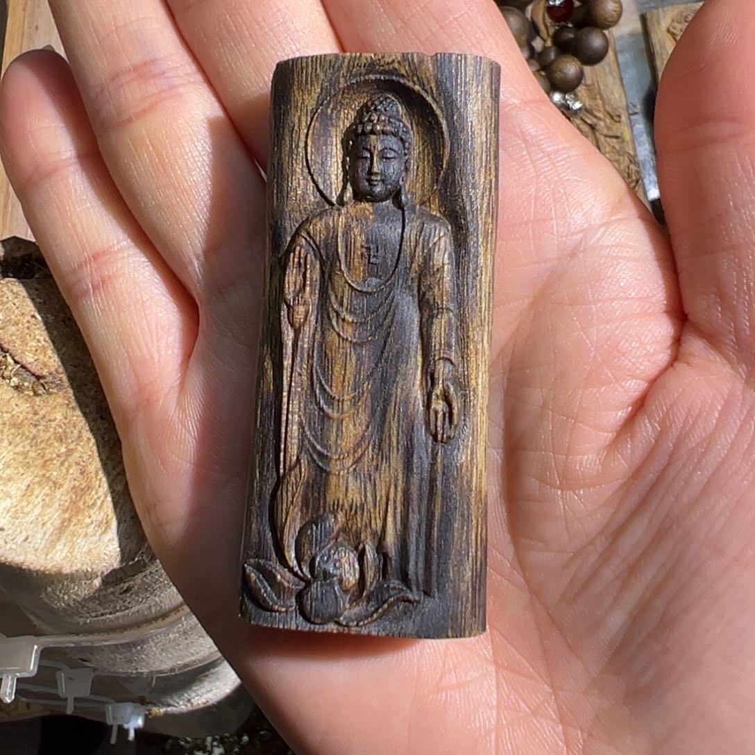 沉香吊坠绿棋楠吊坠雕刻13.8克