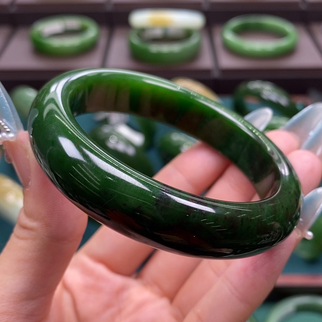 和田玉（碧玉）未镶嵌手镯5859