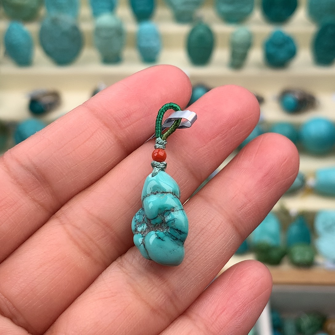 绿松石未镶嵌珠宝奇石