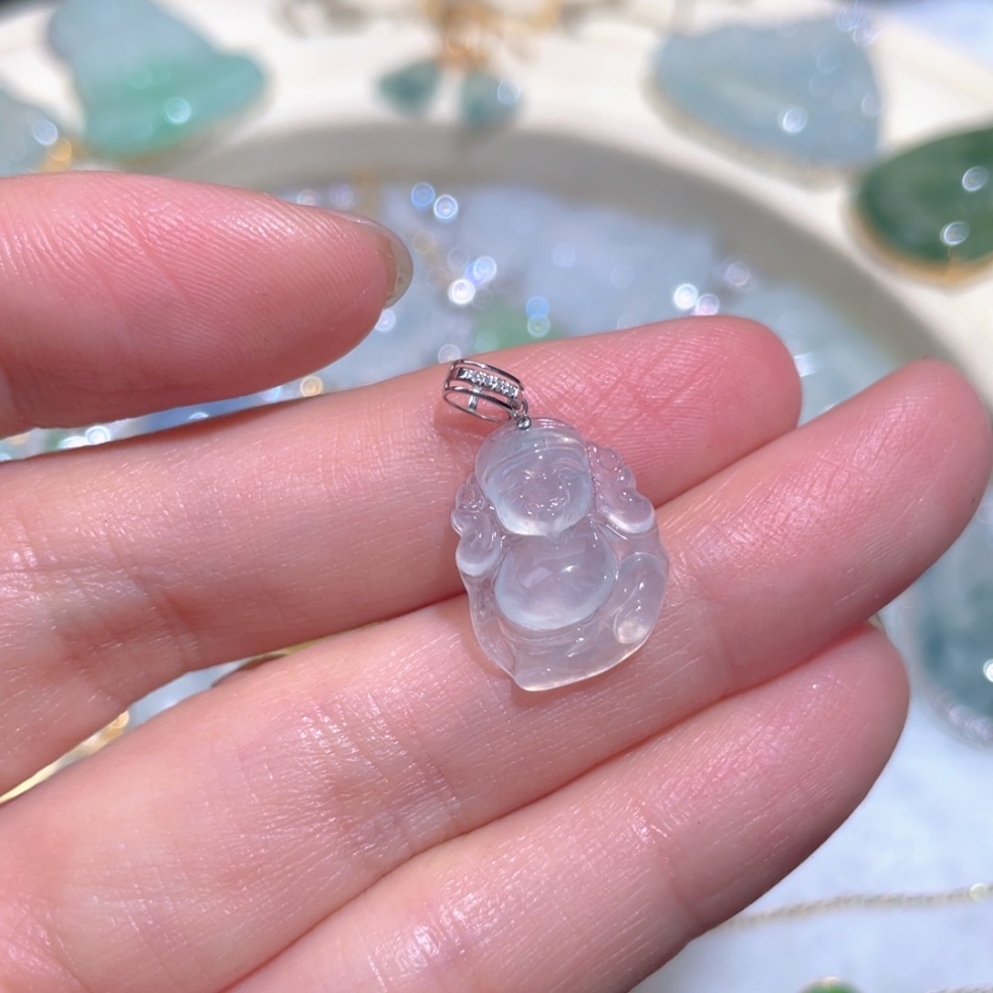 翡翠颈饰18K金镶嵌翡翠