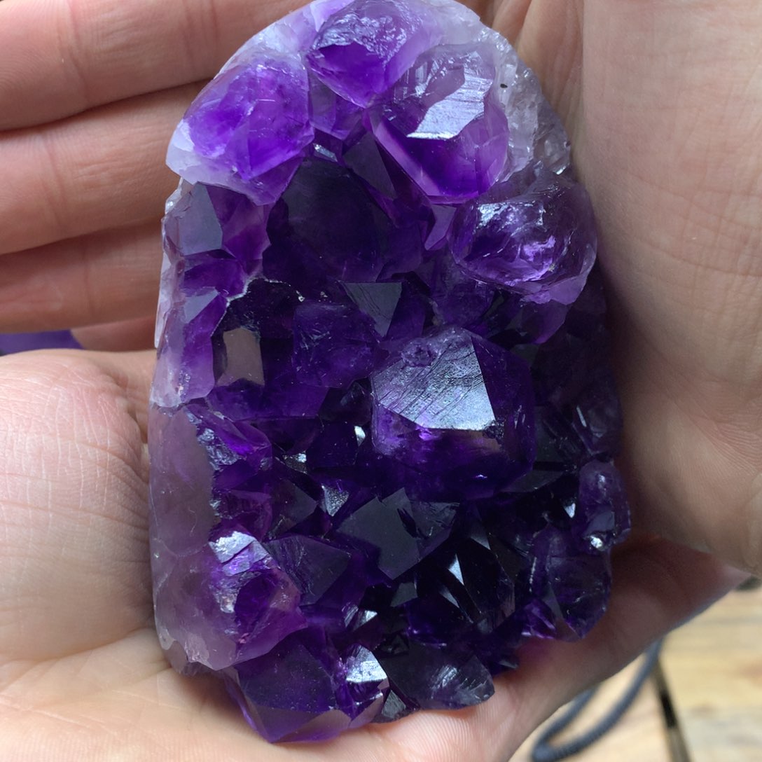 紫晶大型摆件（非配饰）未镶嵌