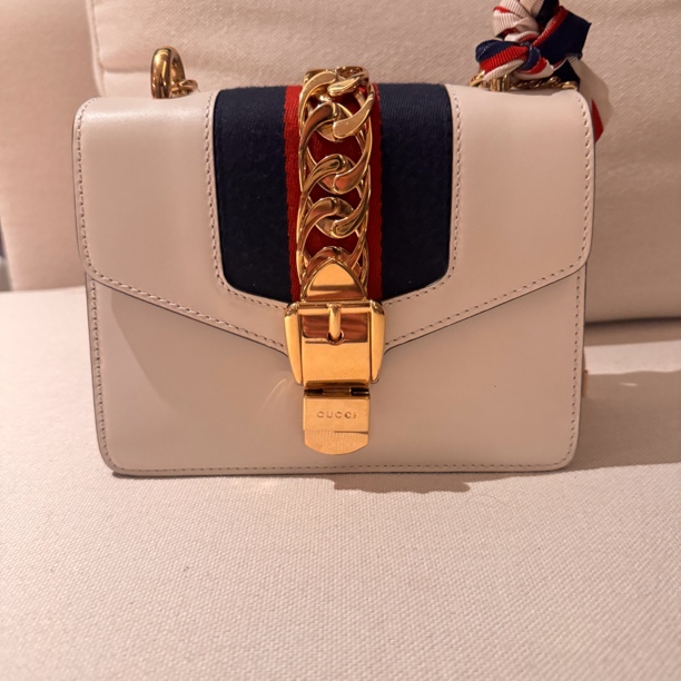 95新 GUCCI/古驰 塞尔维亚白色小号/6356