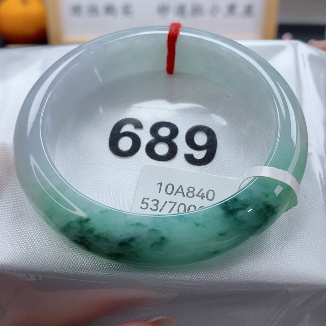 翡翠手镯未镶嵌天然A货翡翠手镯