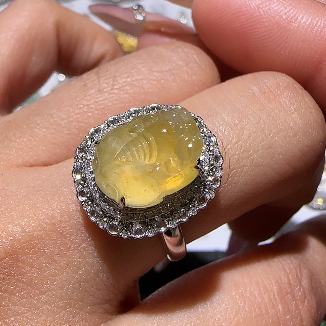 【闪购商品】18K金镶嵌戒指翡翠天然