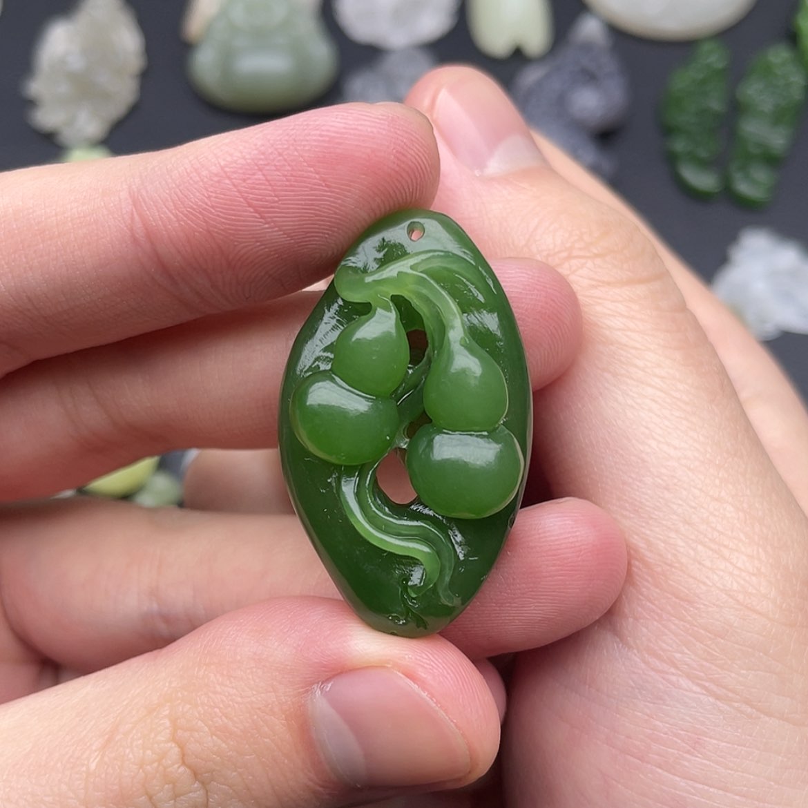 【闪购商品】颈饰未镶嵌和田玉