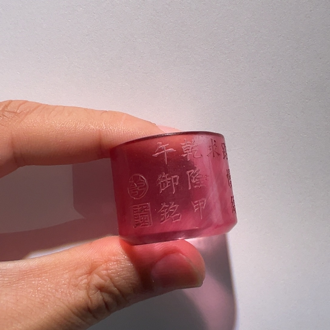 琉璃手工艺品直播间的服务