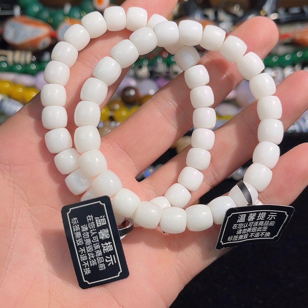 玛瑙/玉髓未镶嵌珠宝半成品和田玉