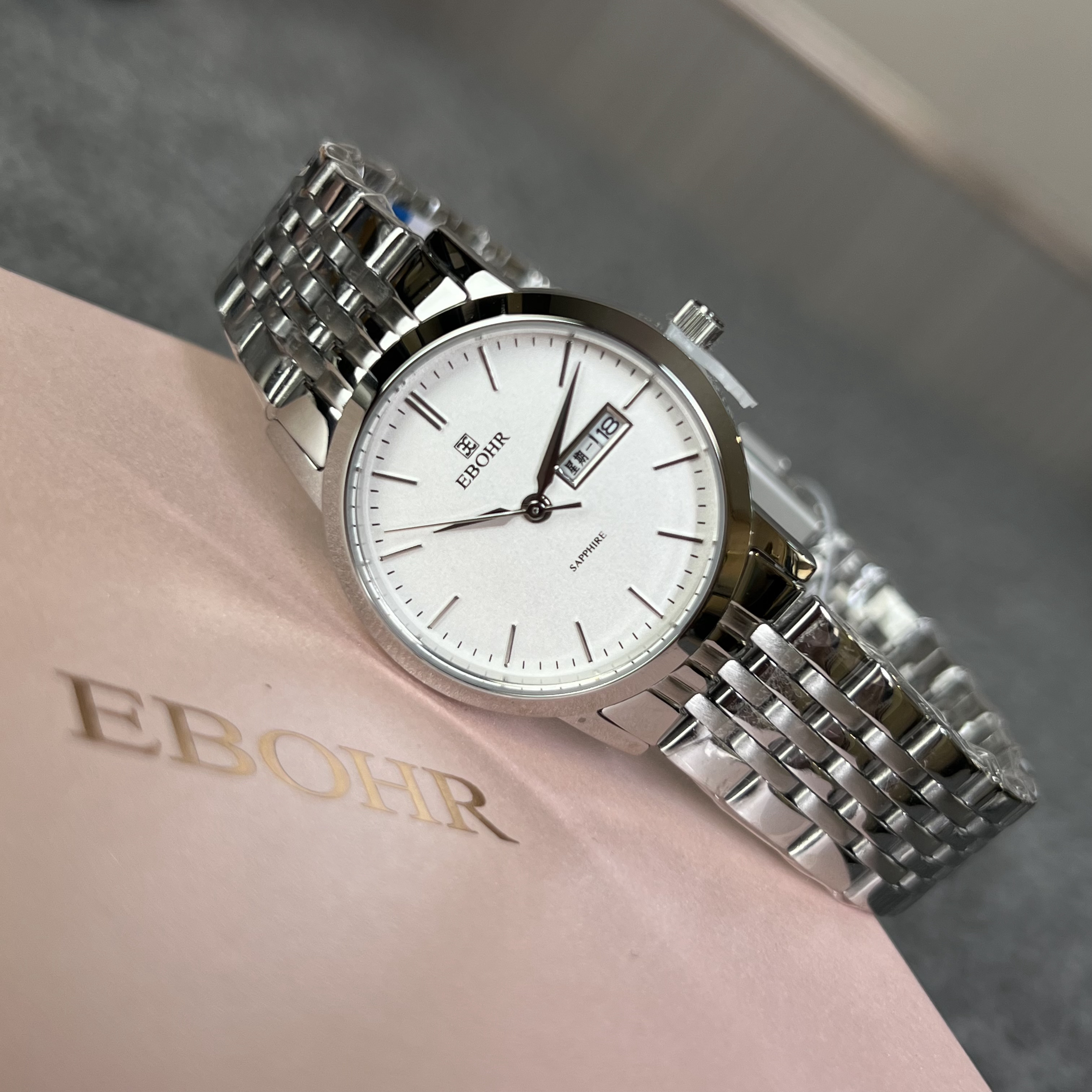 未使用 EBOHR/依波 亚虎/依波/石英女表