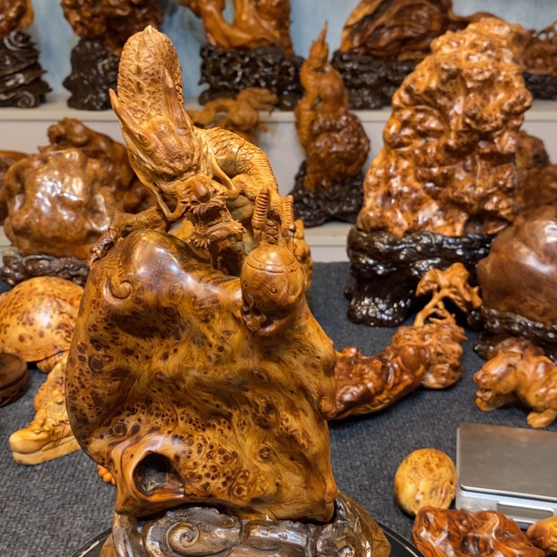 柏木（崖柏）太行精品陈化黑金龙摆件