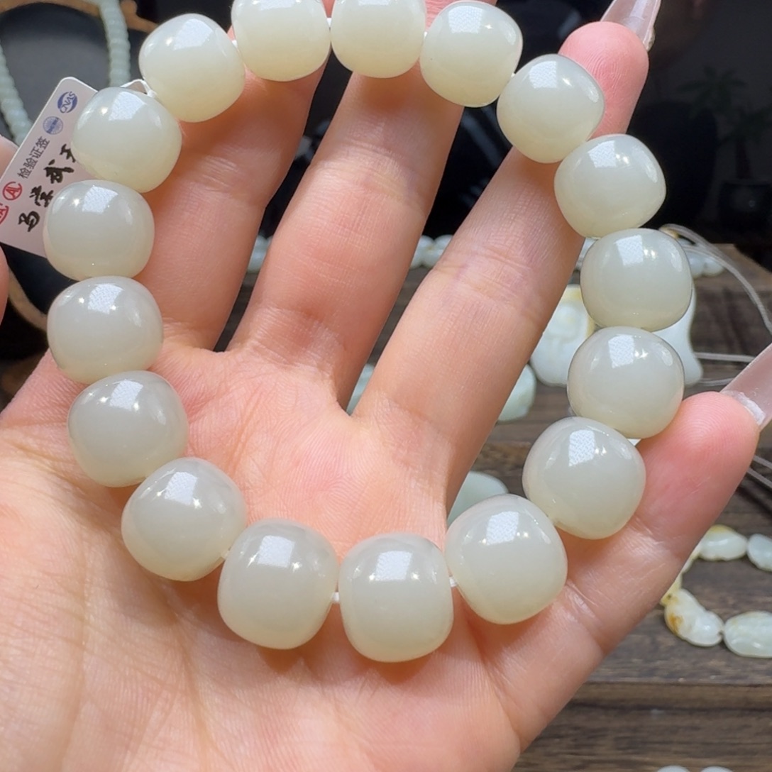 和田玉手串未镶嵌