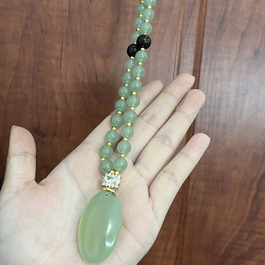 精美岫玉水滴吊坠多样化随机发