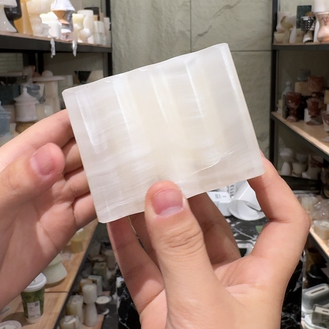 大理石R107。 两个亿 