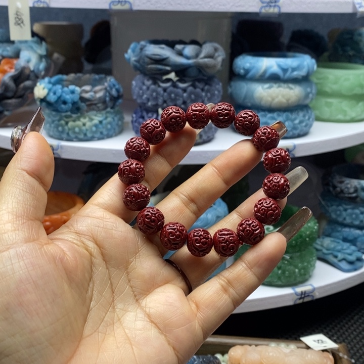 未镶嵌手镯石英岩玉