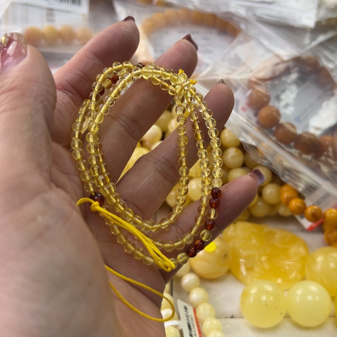 琥珀珠宝奇石未镶嵌