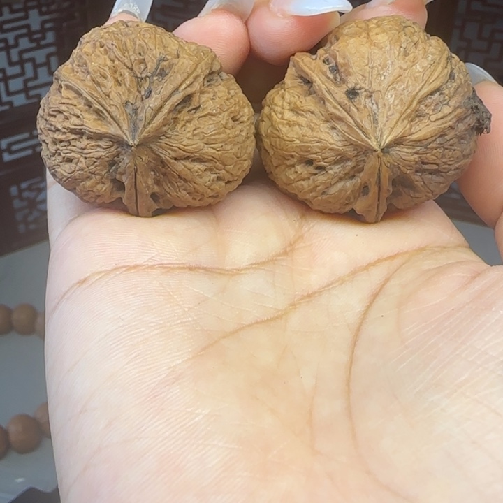 文玩核桃吊坠异棱