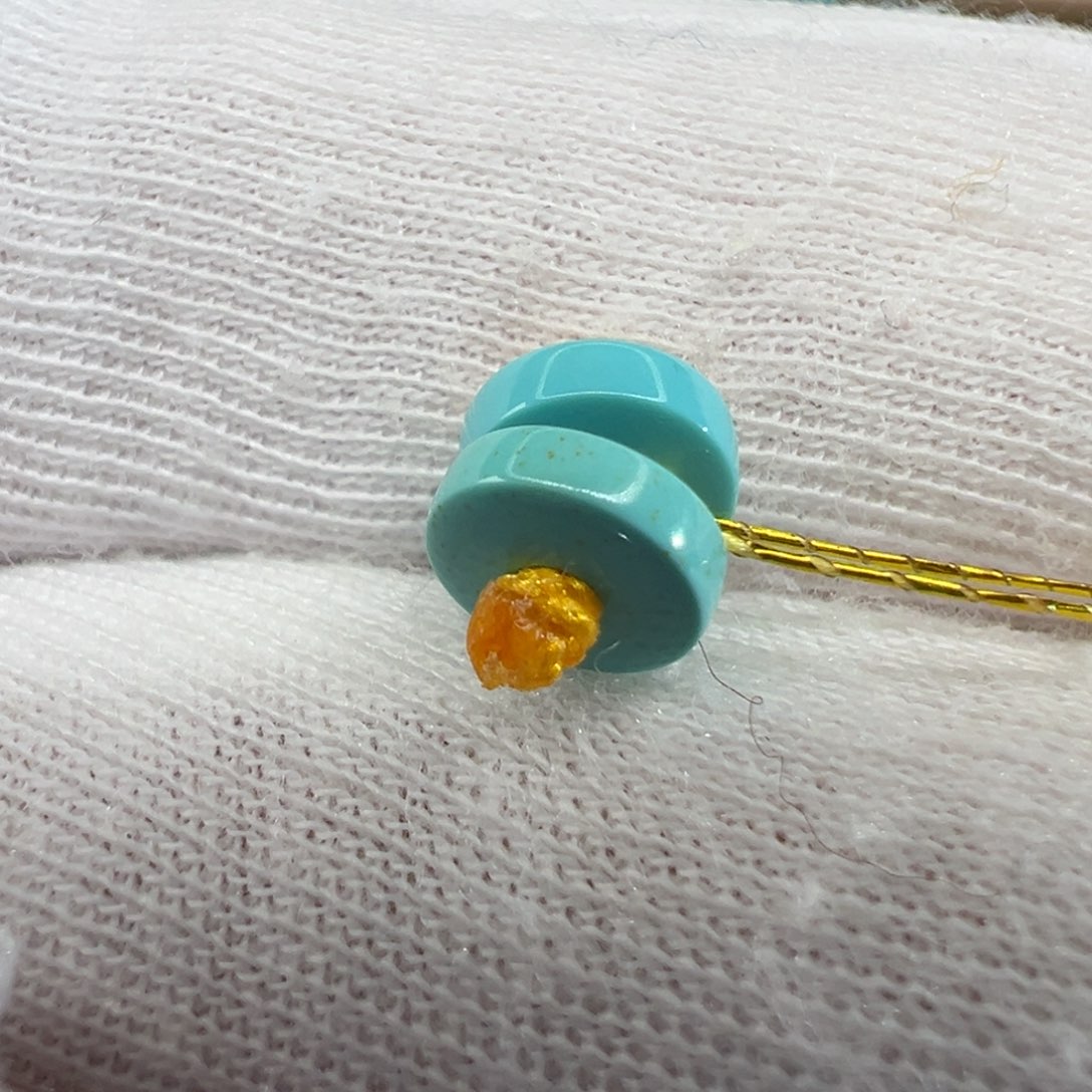 绿松石配饰未镶嵌