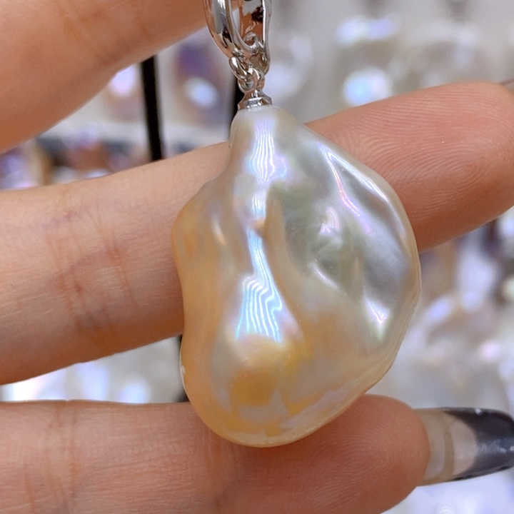 淡水珍珠未镶嵌吊坠(赠链)