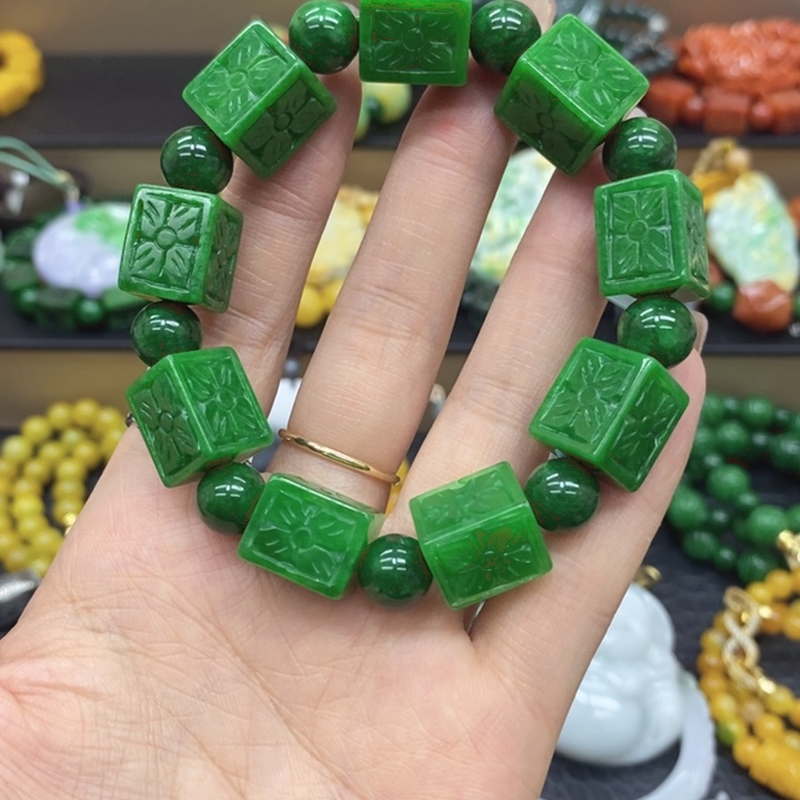 纤***尘未镶嵌手链翡翠手链11