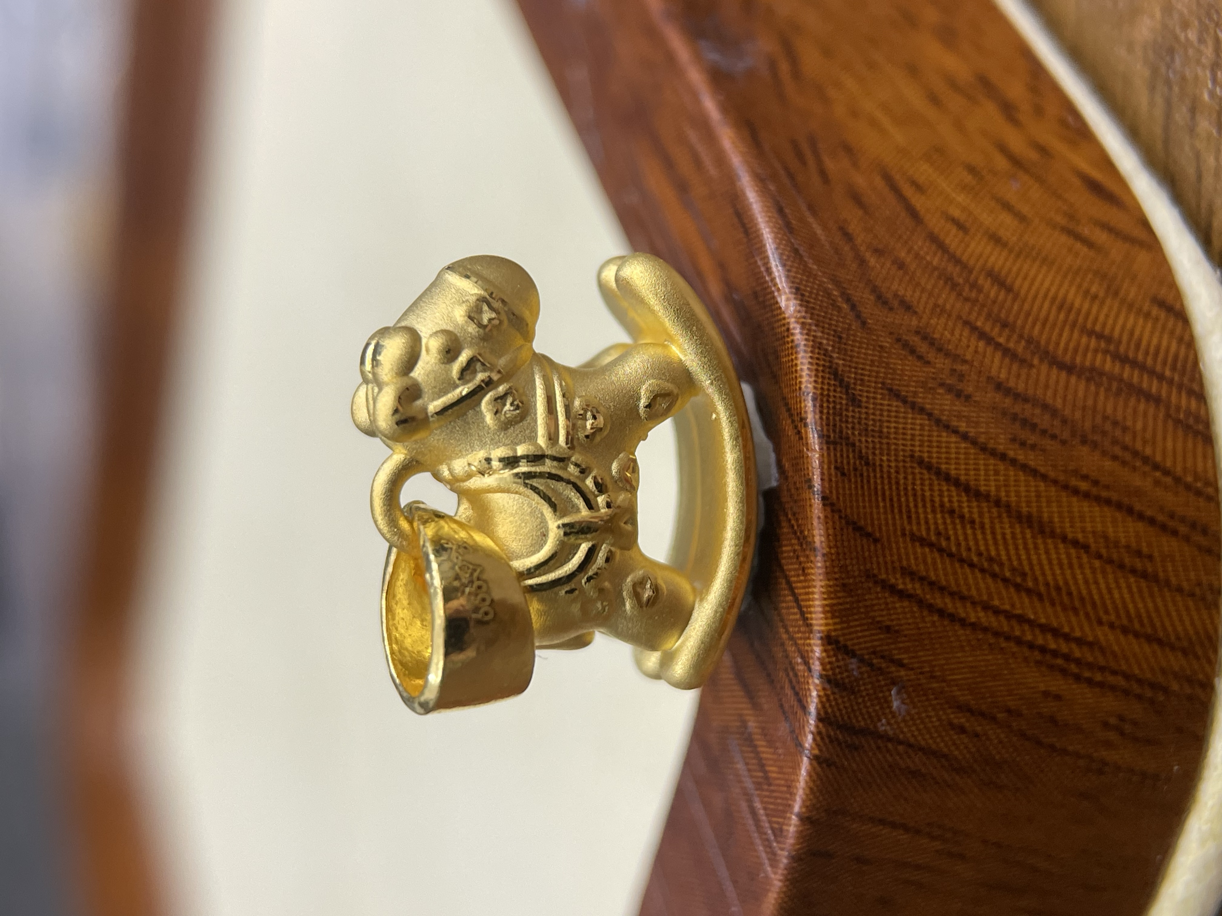 黄金直播间足金999摇摇金马DP2423-01600