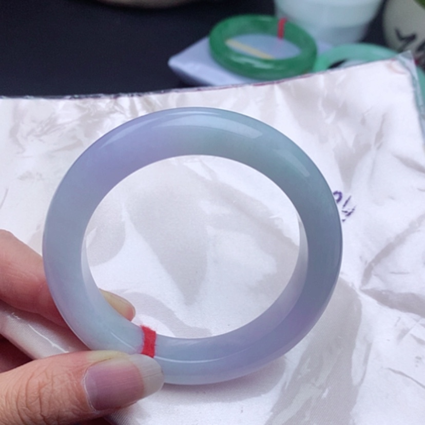 【闪购商品】翡翠手镯未镶嵌            正圈56 冰春彩