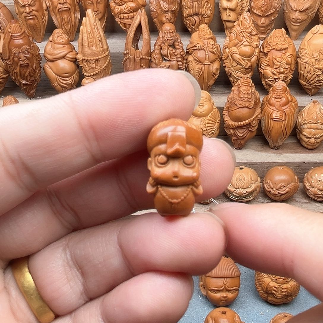 橄榄核吊坠12小僵尸