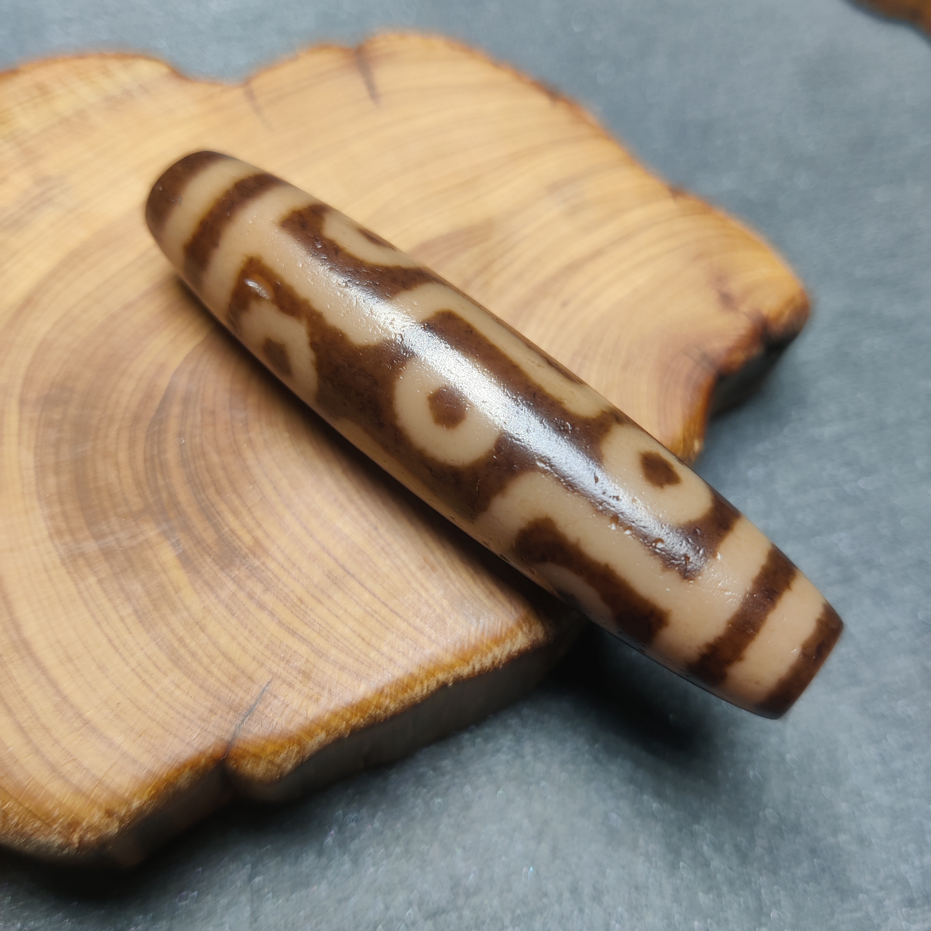 台珠黑金九眼玛瑙珠同品包浆感性价比高百搭