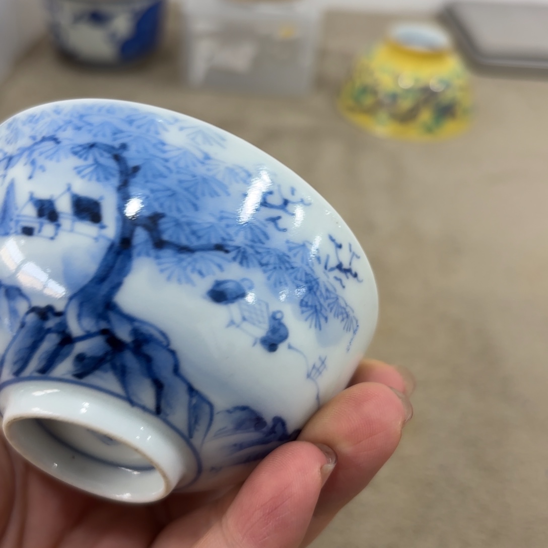 瓷片非常好看漂亮的物品 