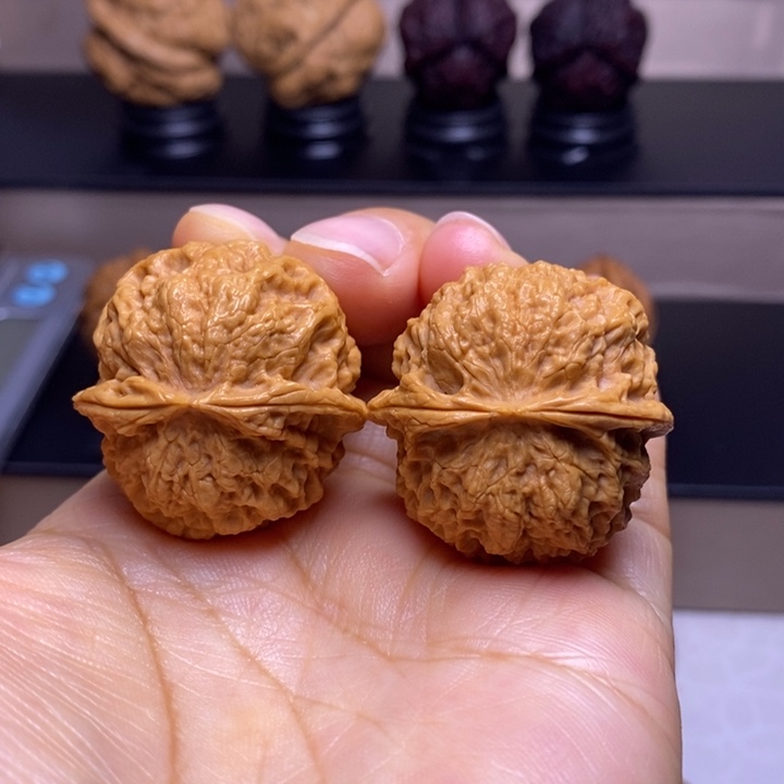 把件文玩核桃火焰绣球75