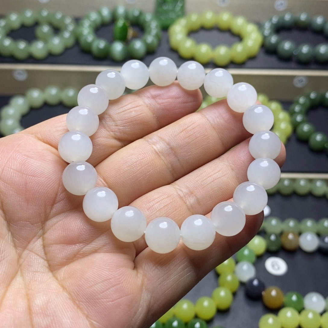 手串未镶嵌和田玉