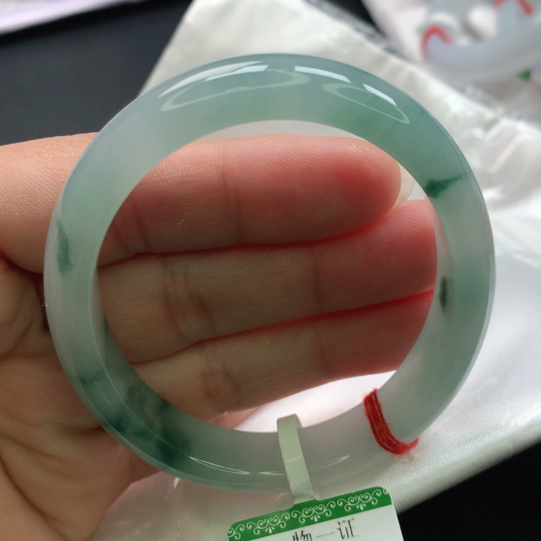 翡翠手镯未镶嵌贵妃54.55