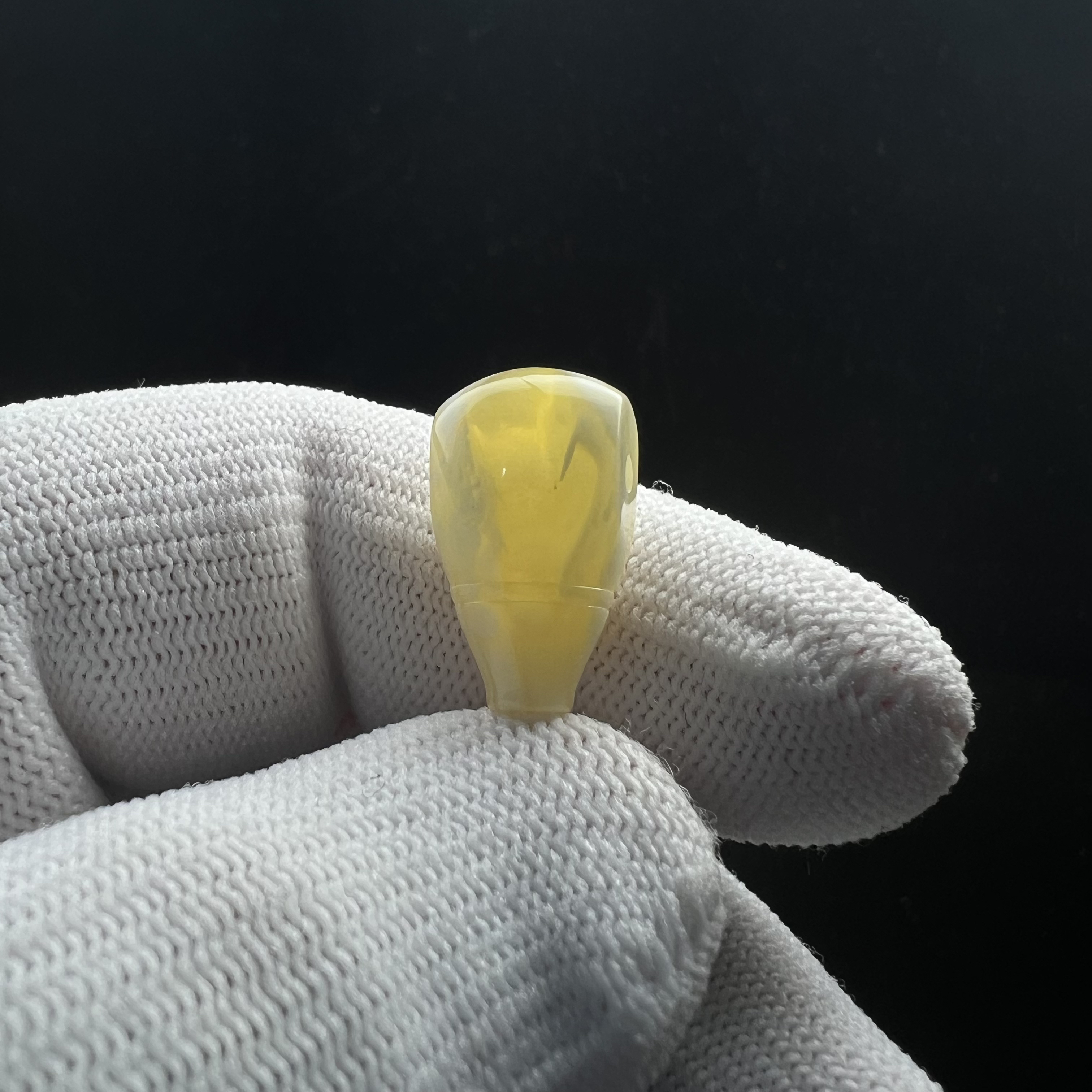 B4563天然蜜蜡制品 微瑕三通10.7mm 一物一图假一罚十