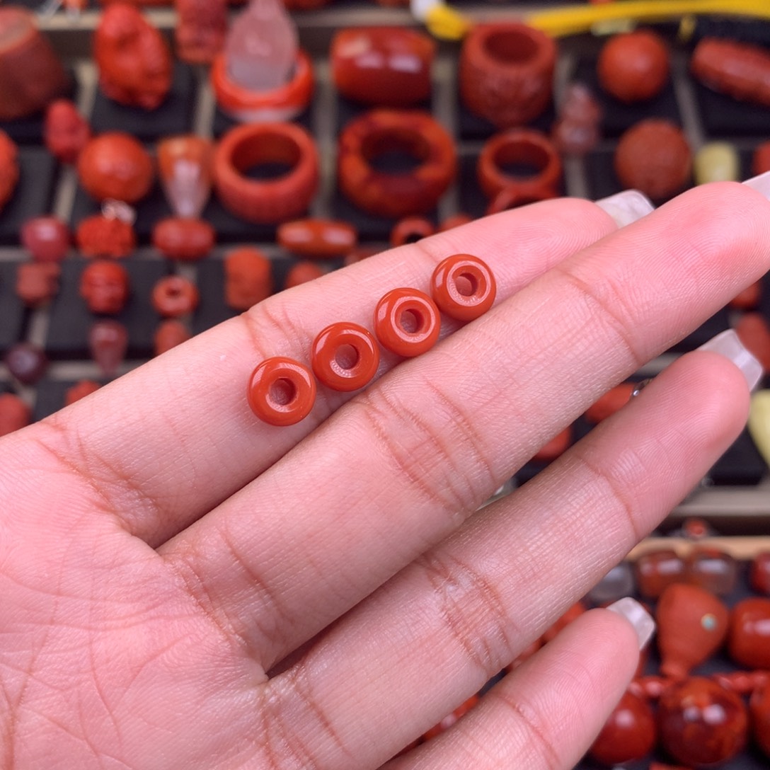 玩***趣南红玛瑙未镶嵌卡环7+