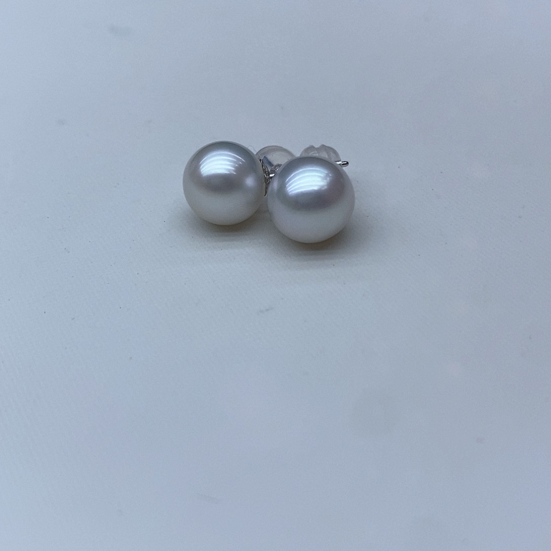 海水珍珠耳饰18K金镶嵌