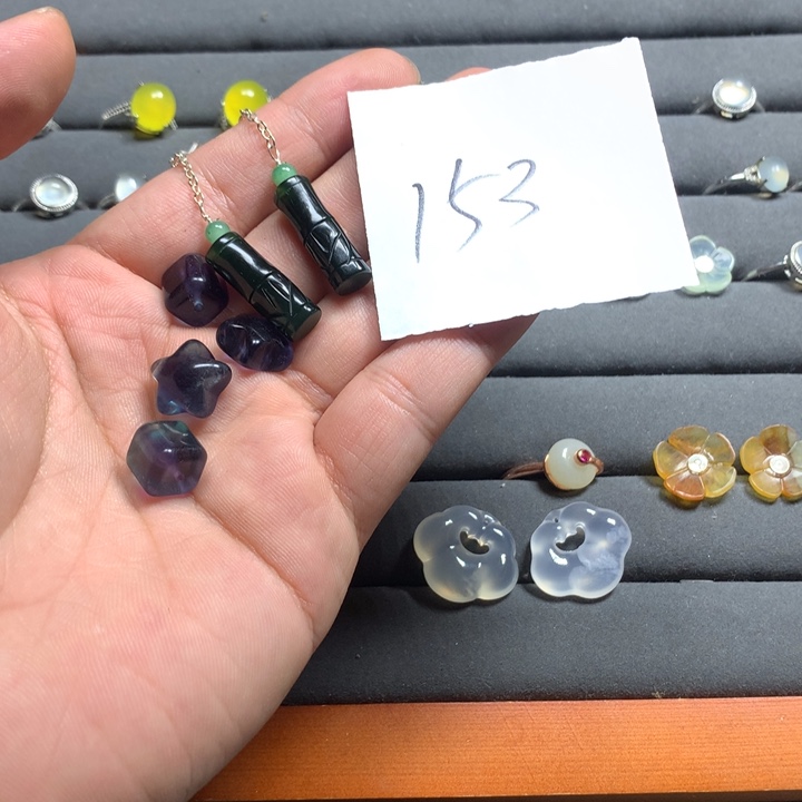 瑾****蛇纹石玉合金耳钉