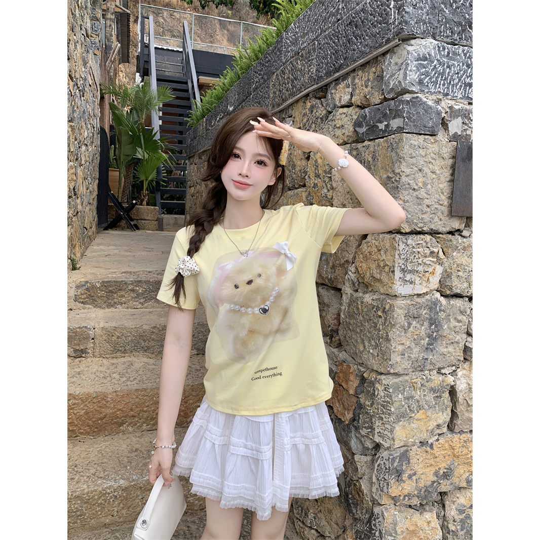 实拍实价奶黄色小狗印花减龄短袖T恤衫