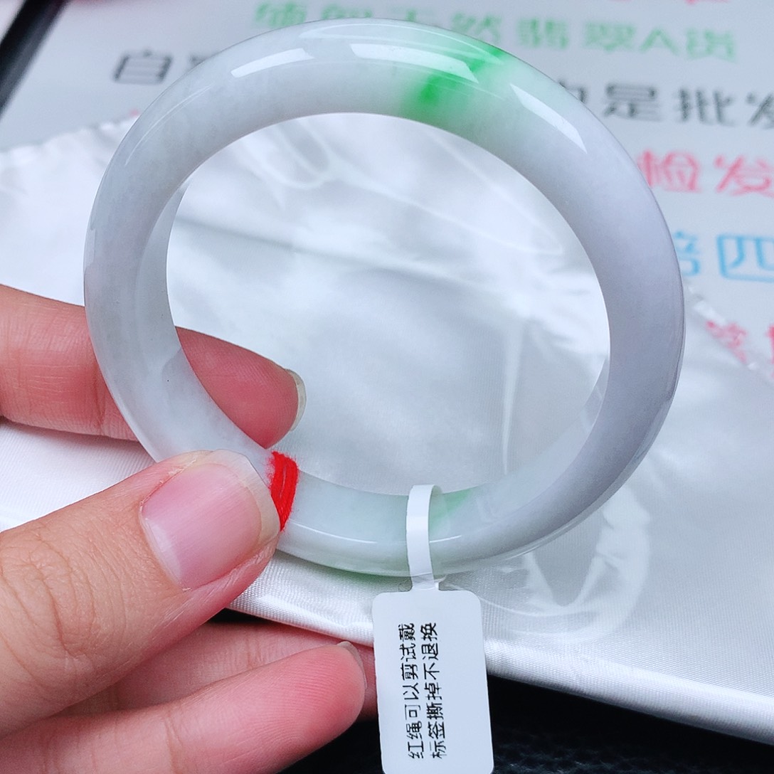 未镶嵌手镯翡翠天然翡翠手镯