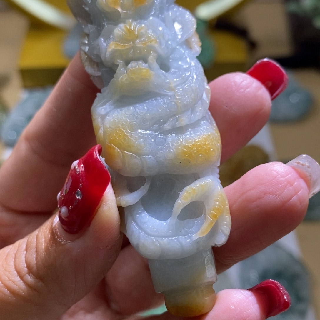 【闪购商品】翡翠颈饰未镶嵌龙柱