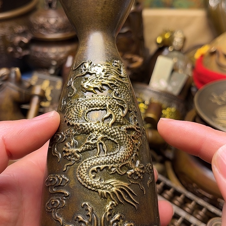 精美铜器批发档口