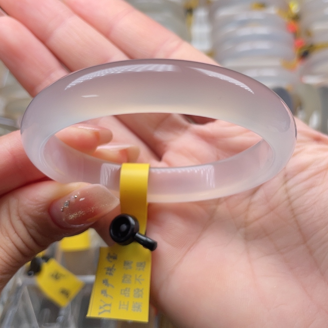 手镯玛瑙/玉髓未镶嵌福利镯