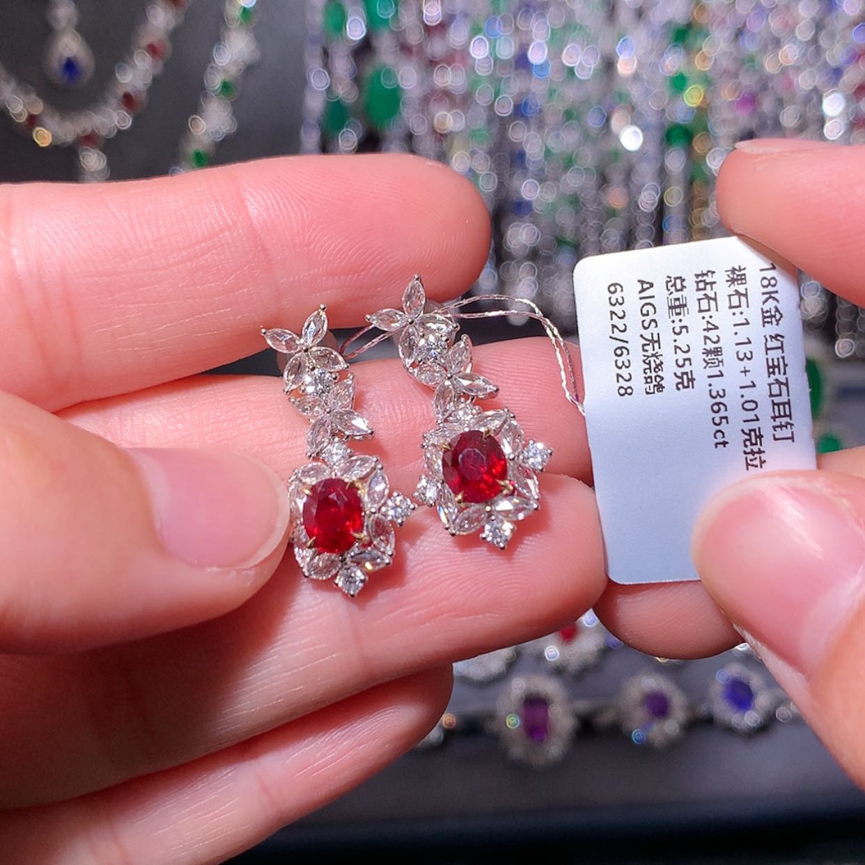 【闪购商品】红宝石耳钉18K金镶嵌