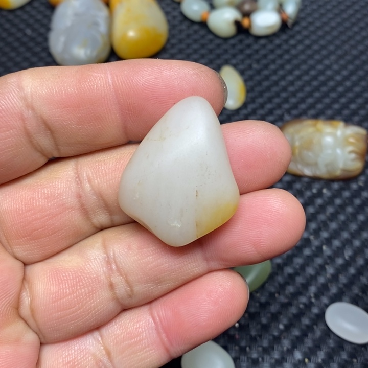 和田玉（白玉）珠宝奇石未镶嵌