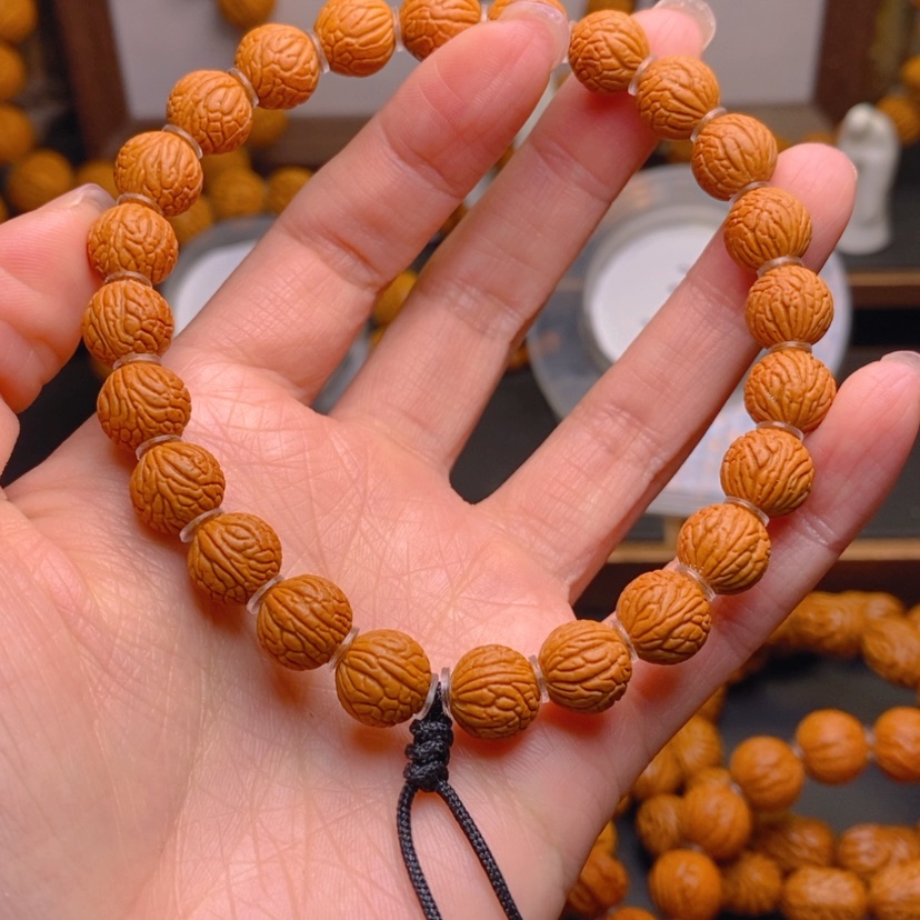 【闪购商品】桃核手串?**谜龙文桃核