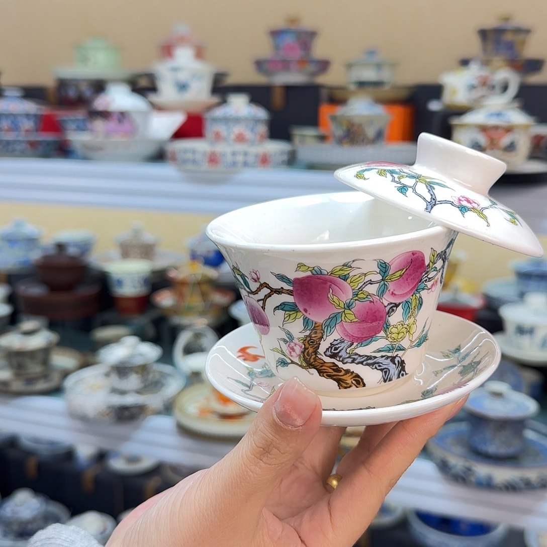 我们都在努力的生活呀