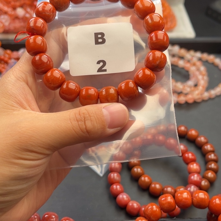 南红玛瑙未镶嵌多样性发货默认微瑕称重12mm