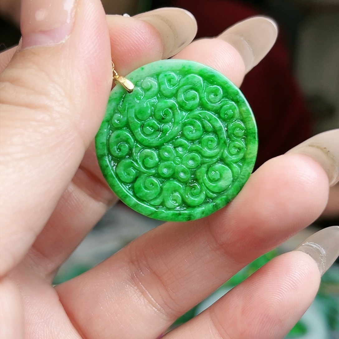 翡翠颈饰18K金镶嵌海*吊坠