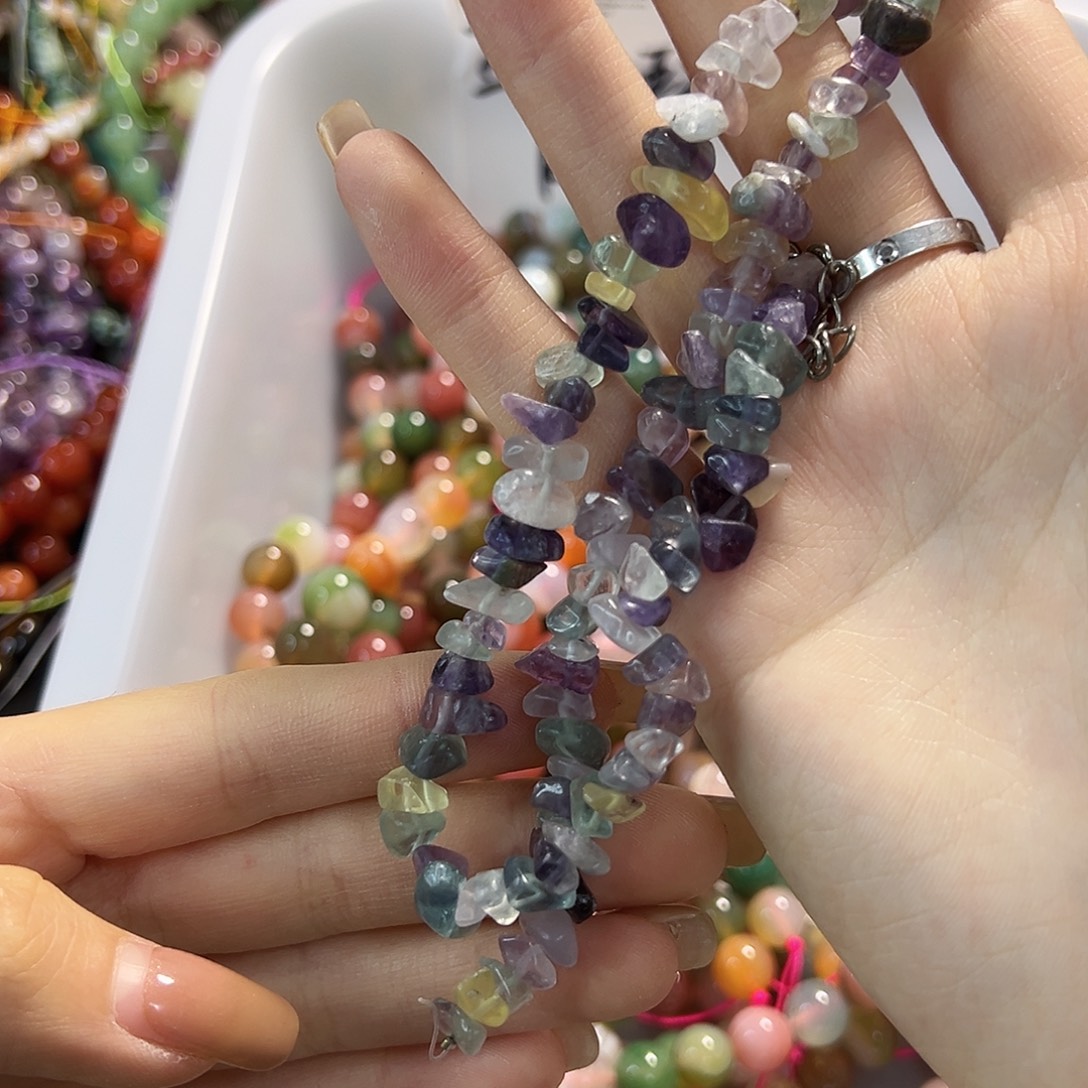 玛瑙/玉髓合金珠宝半成品彩莹石碎石一条成品